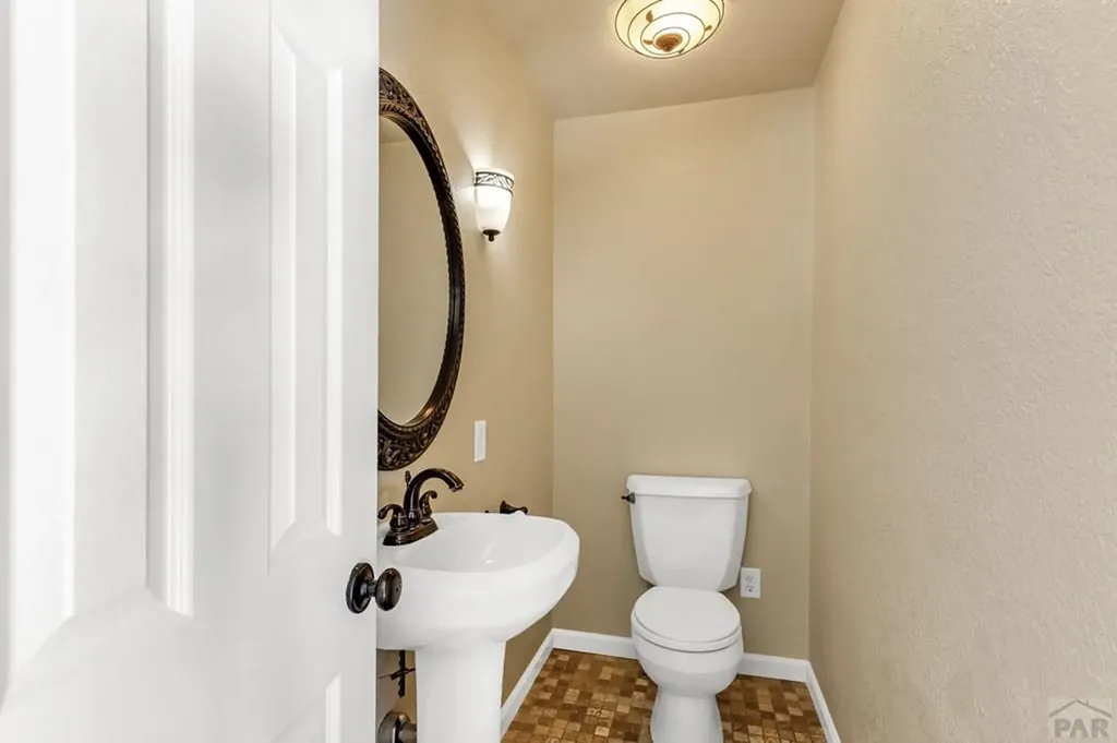 534 W Hook Drive Pueblo West CO 81007