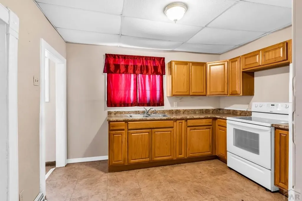 935 Spruce Street Pueblo CO 81004