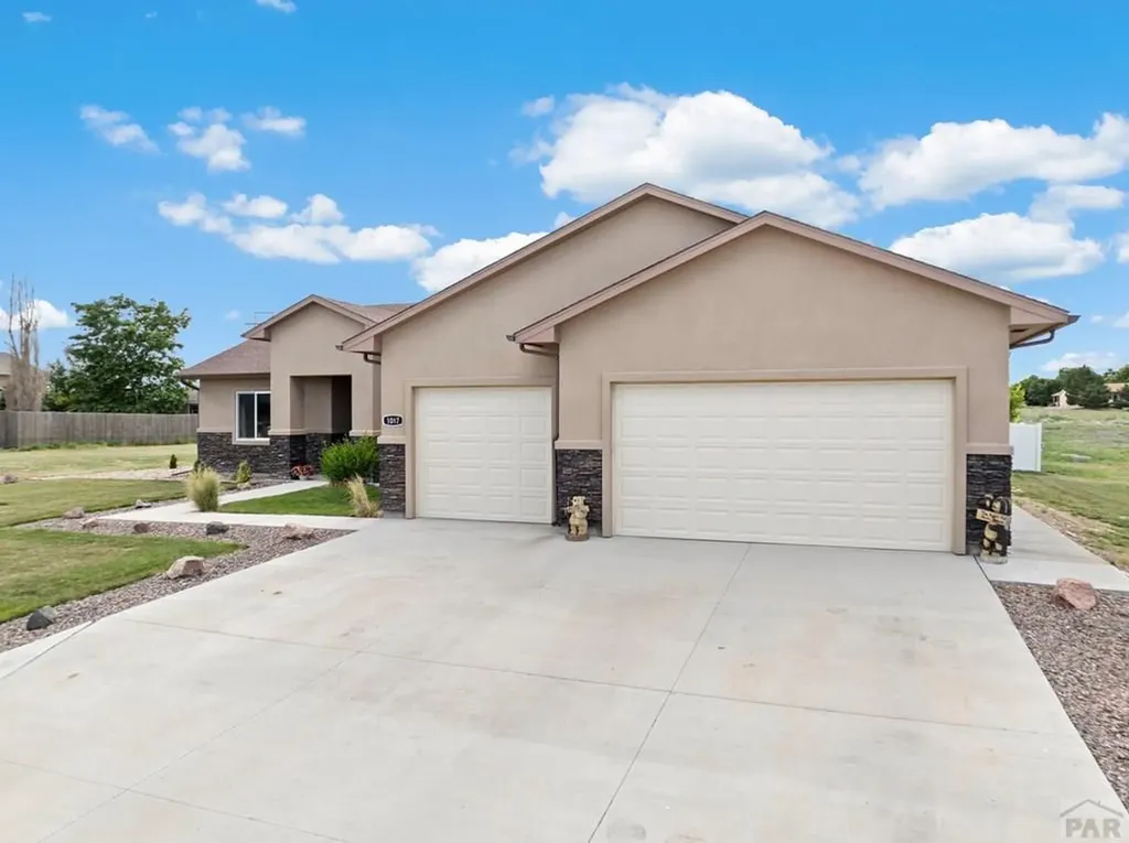 1087 S Greenway Drive Pueblo West CO 81007