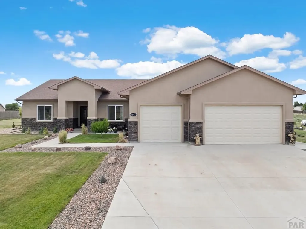 1087 S Greenway Drive Pueblo West CO 81007