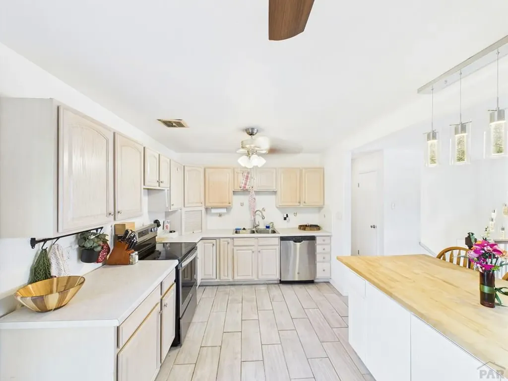 3210 Shalimar Terrace Pueblo CO 81008