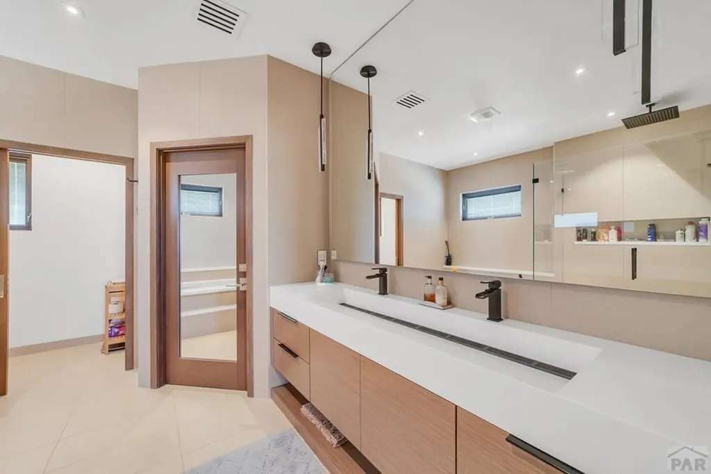 5805 Sawyer Ridge Drive Pueblo CO 81008