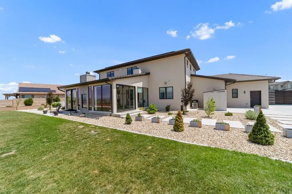 5805 Sawyer Ridge Drive Pueblo CO 81008