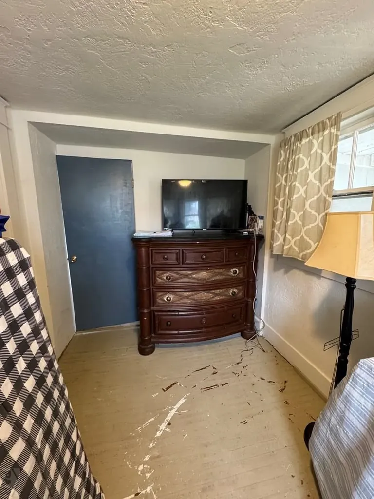 318 W 10th Street La Junta CO 81050