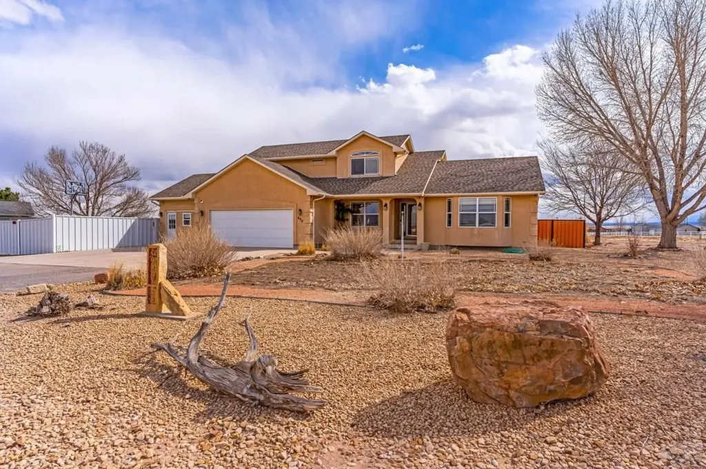 894 W Garcia Court Pueblo West CO 81007