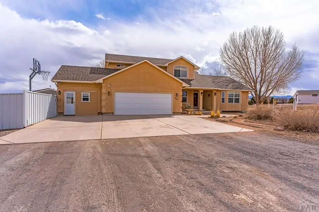 894 W Garcia Court Pueblo West CO 81007