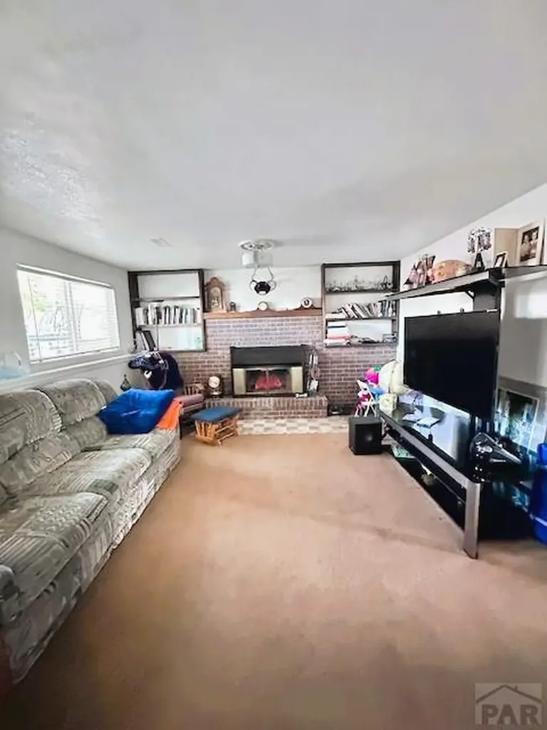 2291 Chantala Avenue Pueblo CO 81006