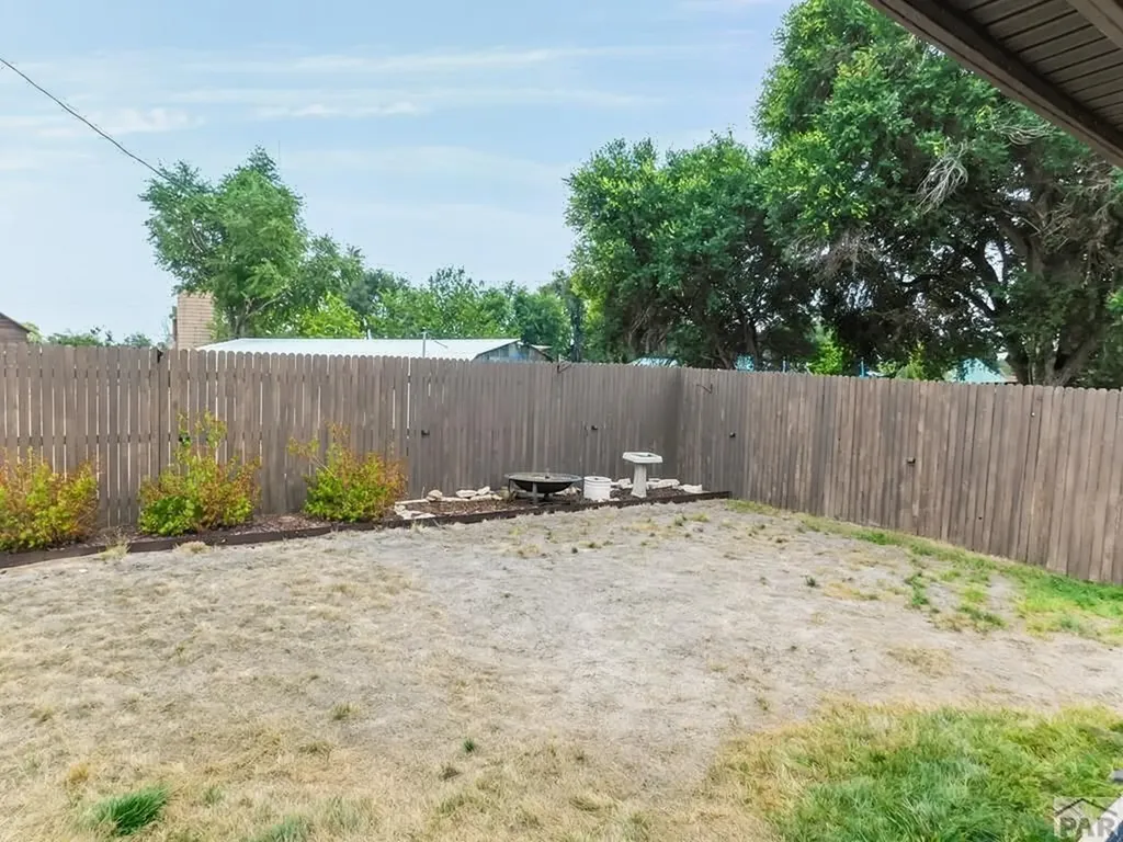 1002 Frontier Pueblo CO 81006