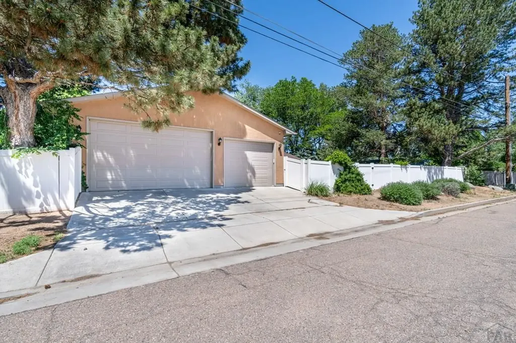 506 Linda Vista Avenue Pueblo CO 81005