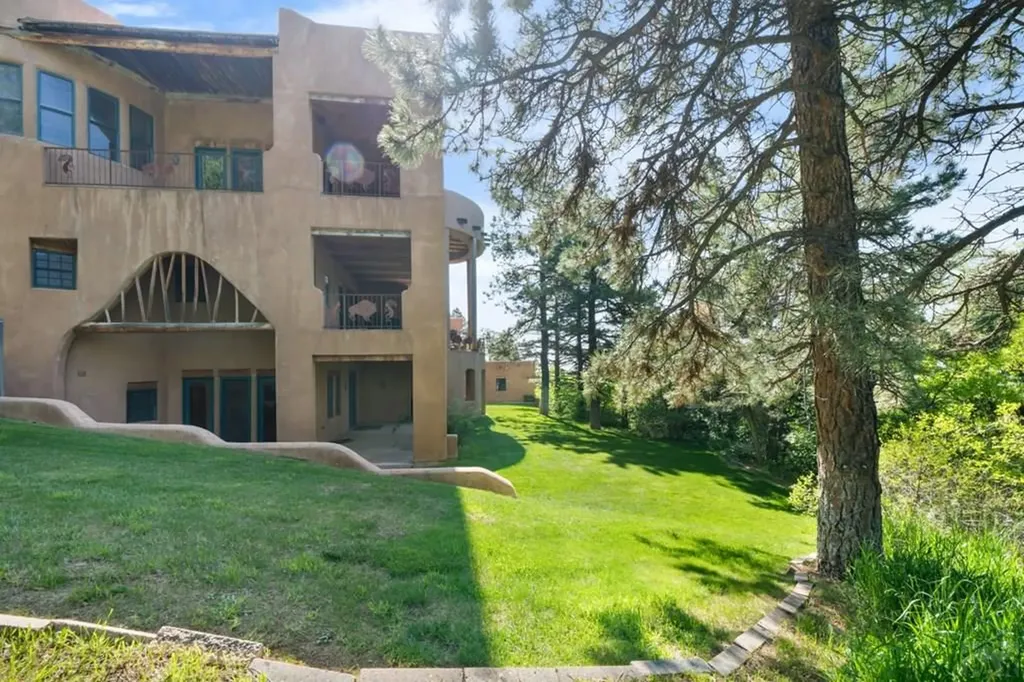 8221 Cuerna Verde Road Rye CO 81069