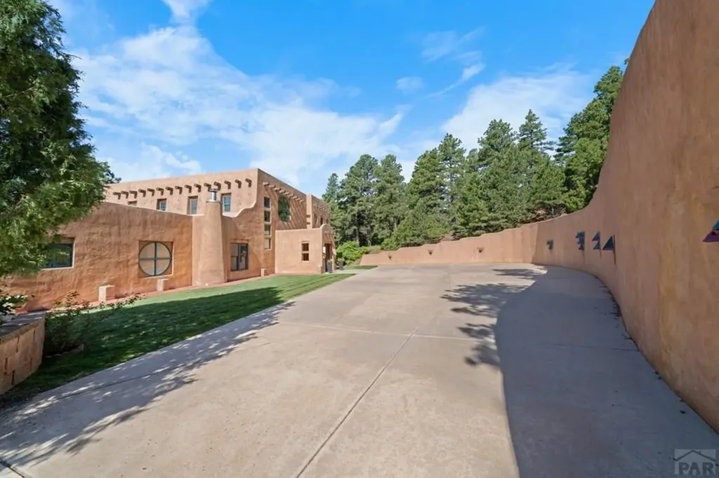 8221 Cuerna Verde Road Rye CO 81069