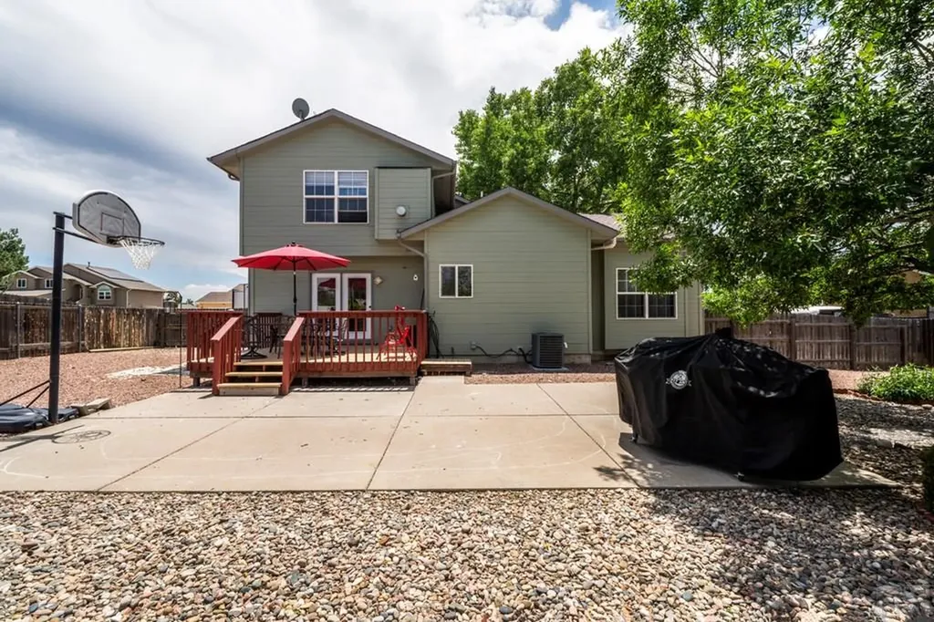 523 W Hook Drive Pueblo West CO 81007