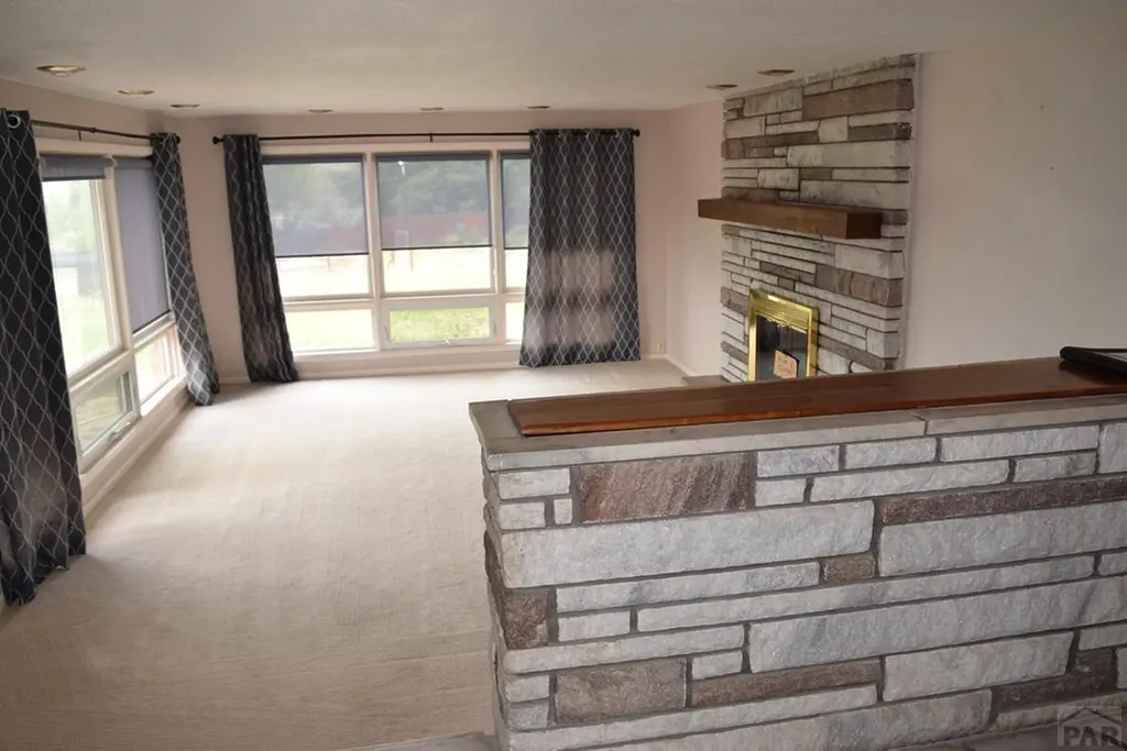 3 Twilight Lane Pueblo CO 81005