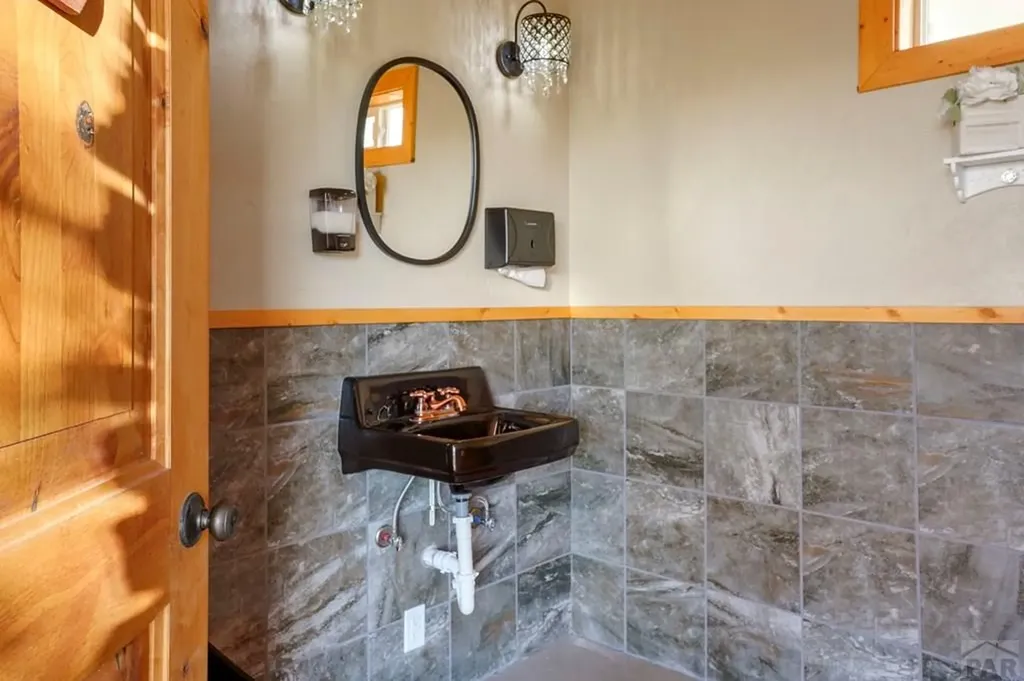 6100 Waterbarrel Road Beulah CO 81023