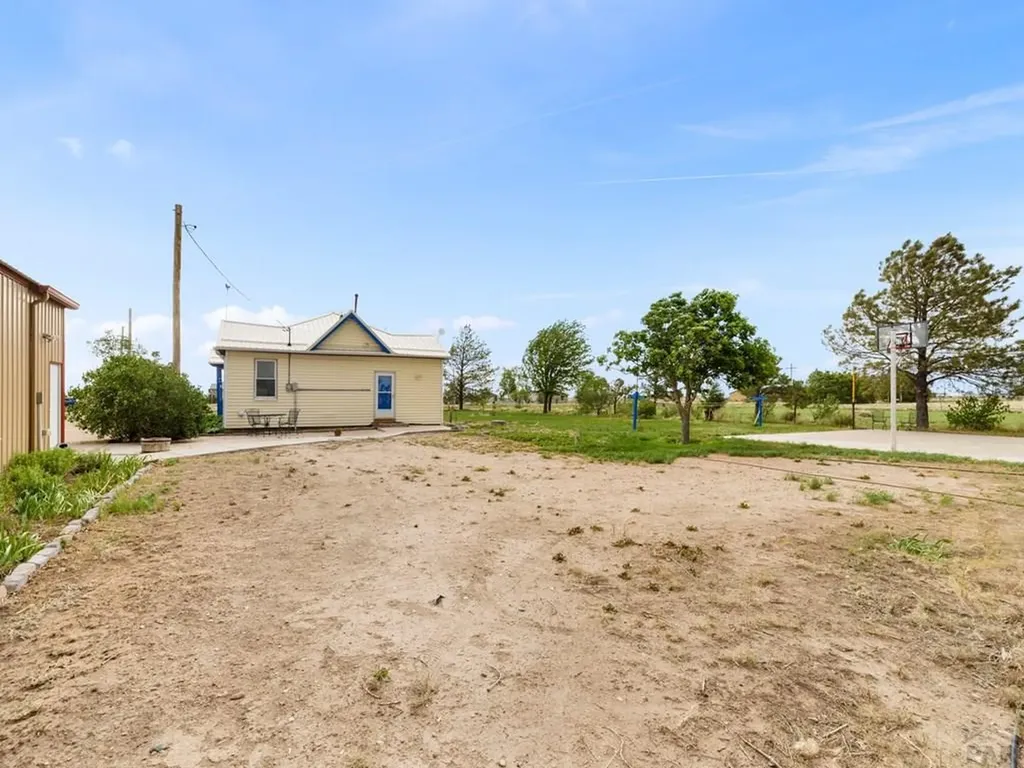 2229 59th Lane Boone CO 81025