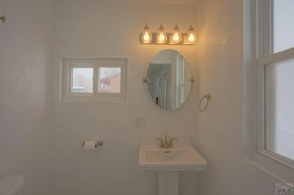 511 E Garland Street La Veta CO 81055