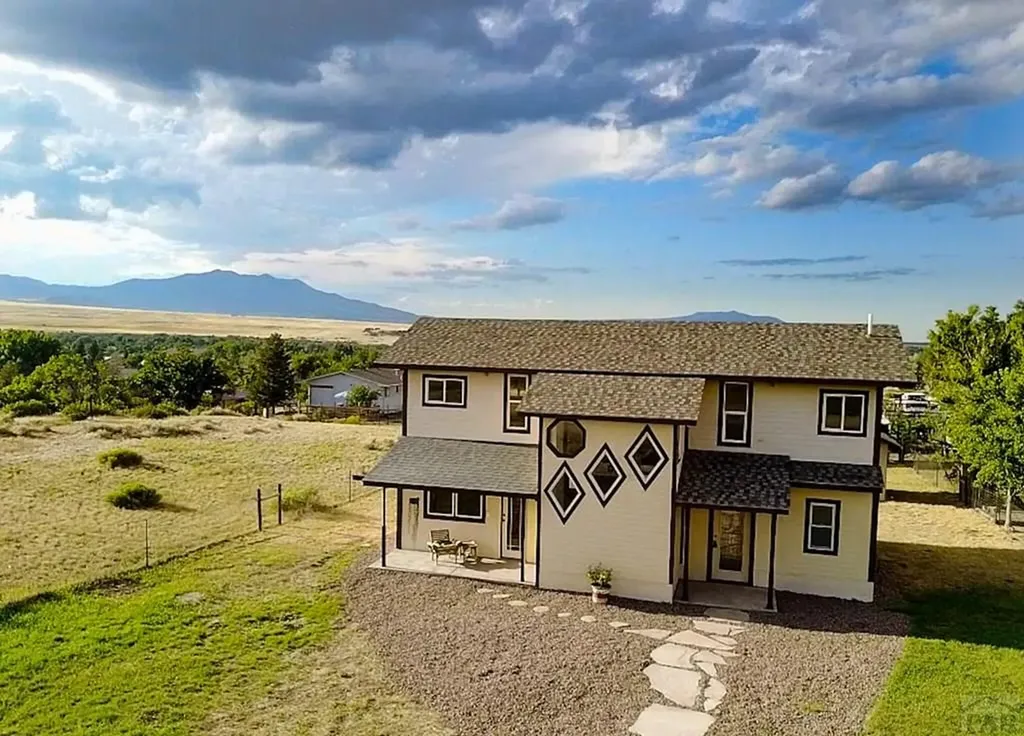 511 E Garland Street La Veta CO 81055