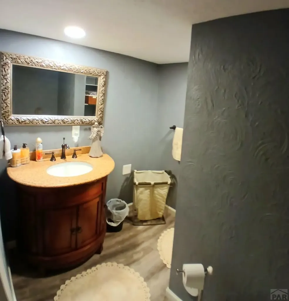 69 Macnaughton Road Pueblo CO 81001