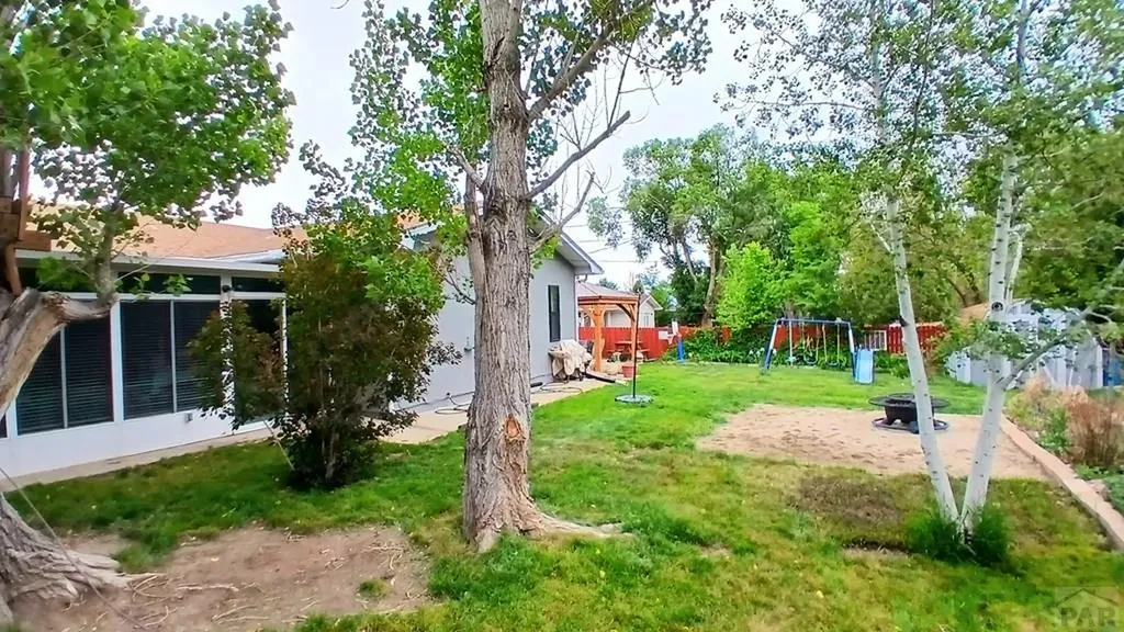 69 Macnaughton Road Pueblo CO 81001