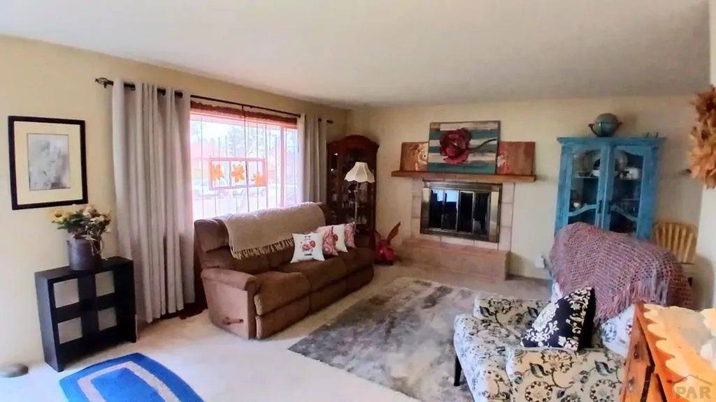 69 Macnaughton Road Pueblo CO 81001