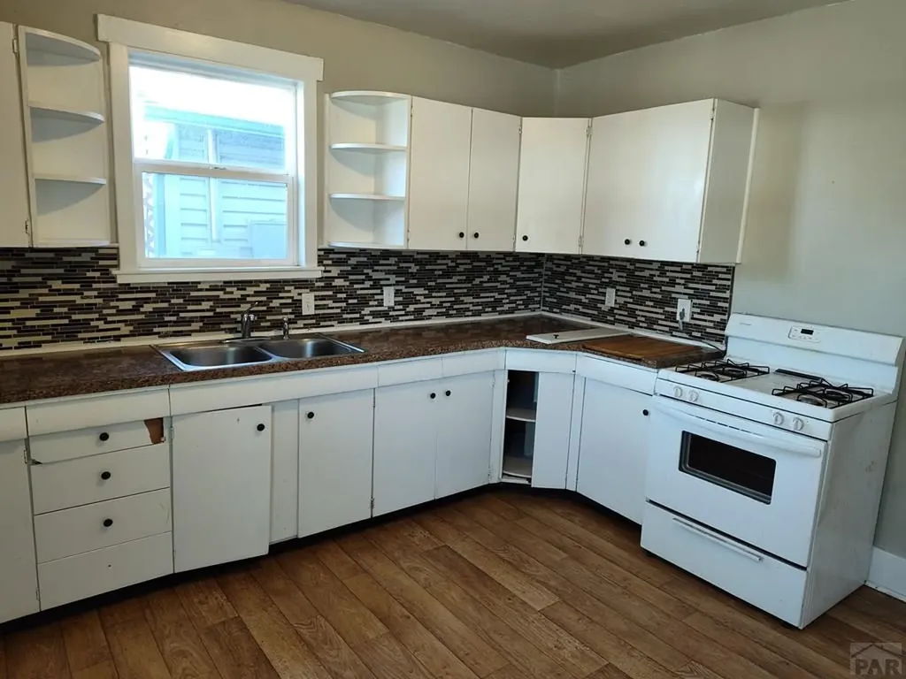 1623 Pine Street Pueblo CO 81004