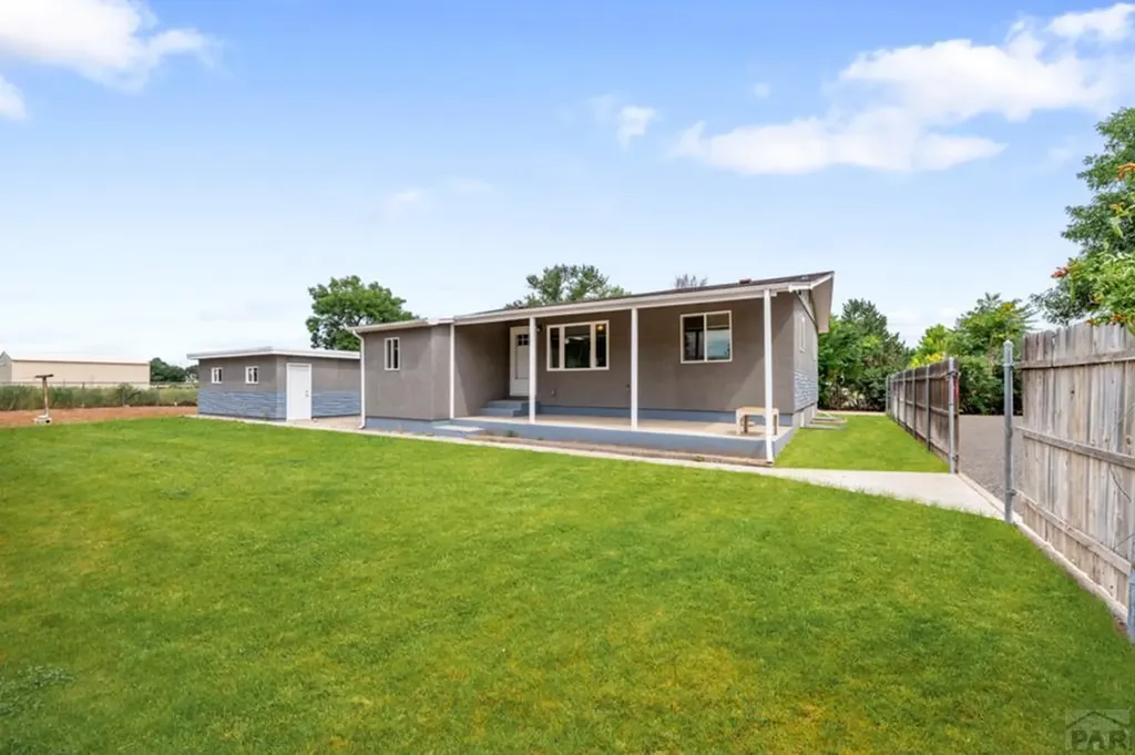 945 29th Lane Pueblo CO 81006