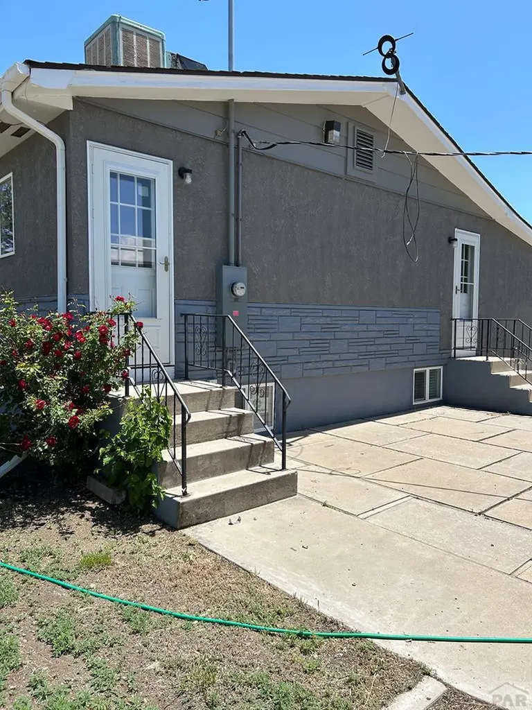 945 29th Lane Pueblo CO 81006