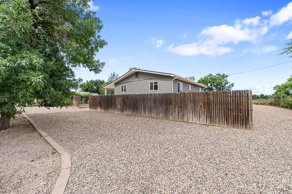 945 29th Lane Pueblo CO 81006
