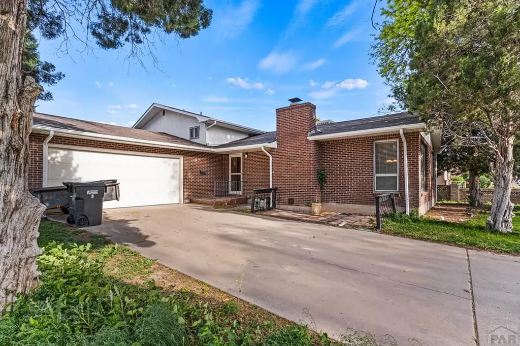 36 Loyola Lane Pueblo CO 81005