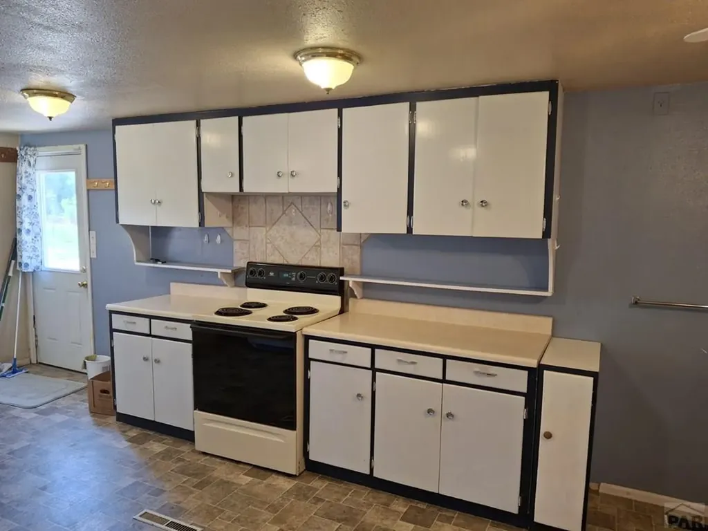 209 5th Street Fowler CO 81039