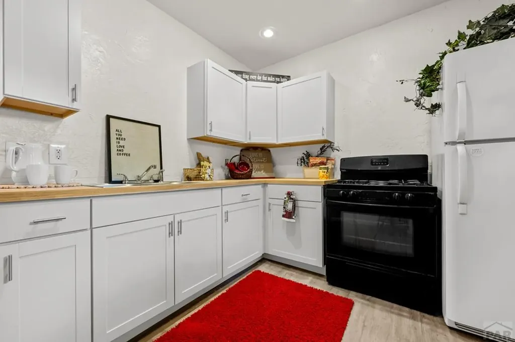 704 E 6th Street Pueblo CO 81001