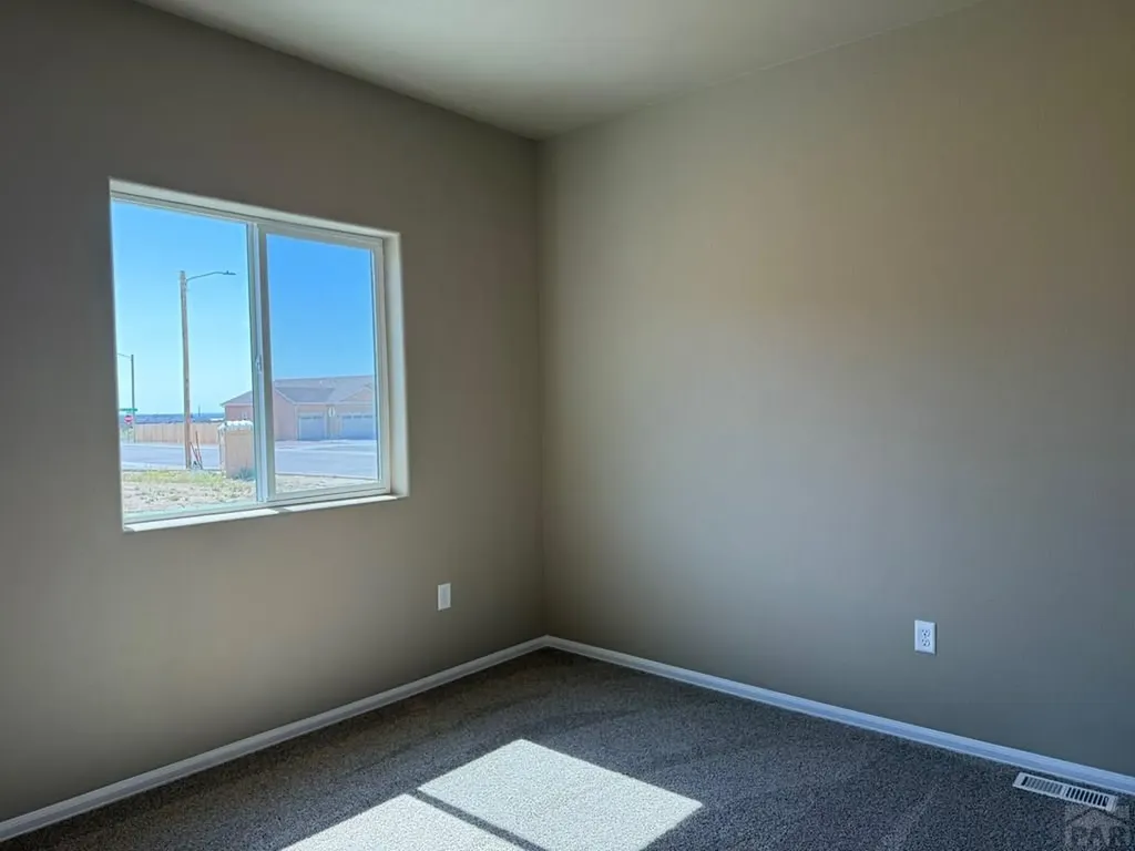 2305 Starboard Lane Pueblo CO 81008