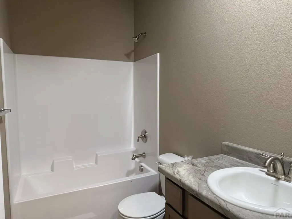 2305 Starboard Lane Pueblo CO 81008