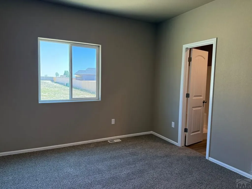 2305 Starboard Lane Pueblo CO 81008