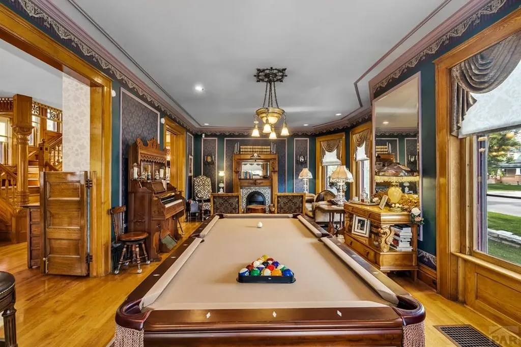 326 W Pitkin Avenue Pueblo CO 81004