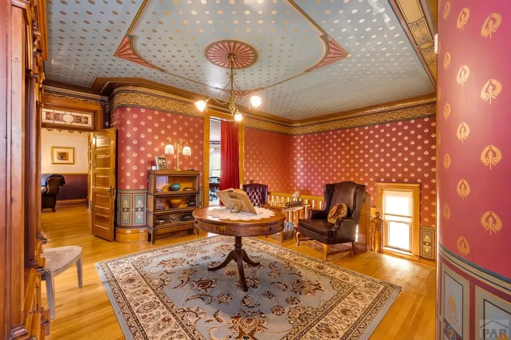 326 W Pitkin Avenue Pueblo CO 81004