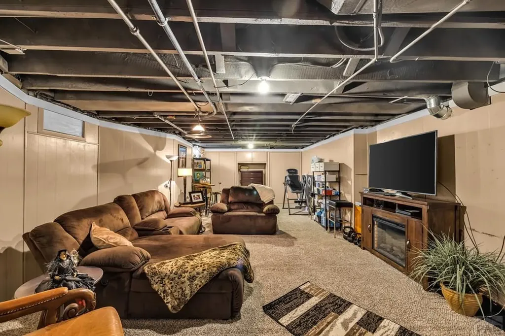 326 W Pitkin Avenue Pueblo CO 81004