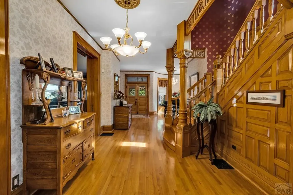 326 W Pitkin Avenue Pueblo CO 81004