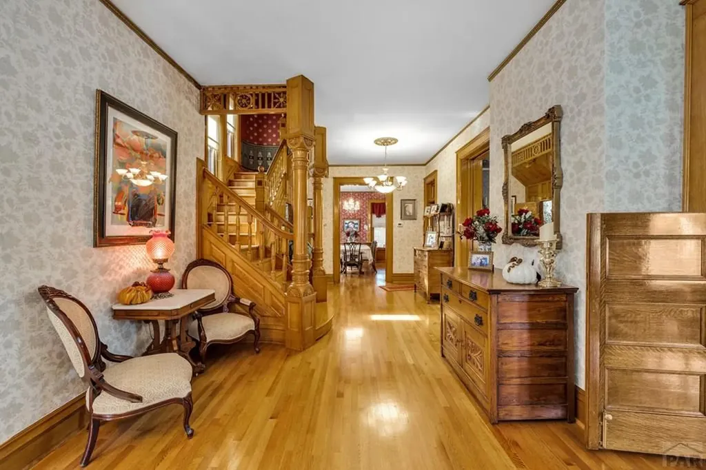 326 W Pitkin Avenue Pueblo CO 81004