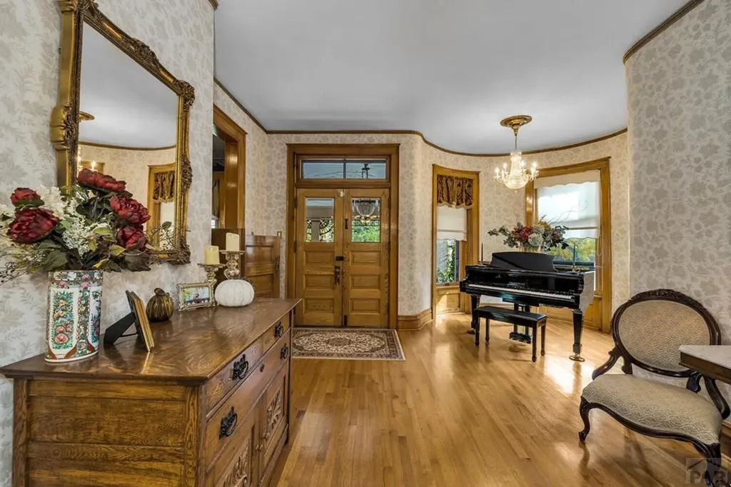 326 W Pitkin Avenue Pueblo CO 81004