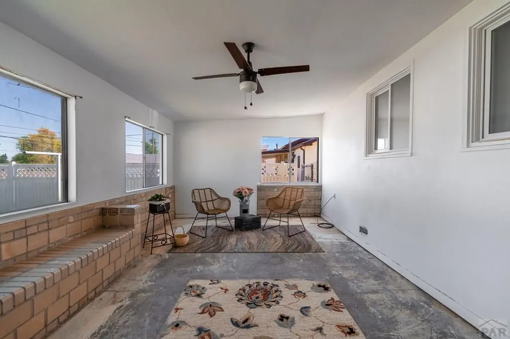 1611 Englewood Drive Pueblo CO 81005