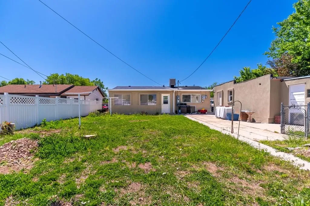 1611 Englewood Drive Pueblo CO 81005