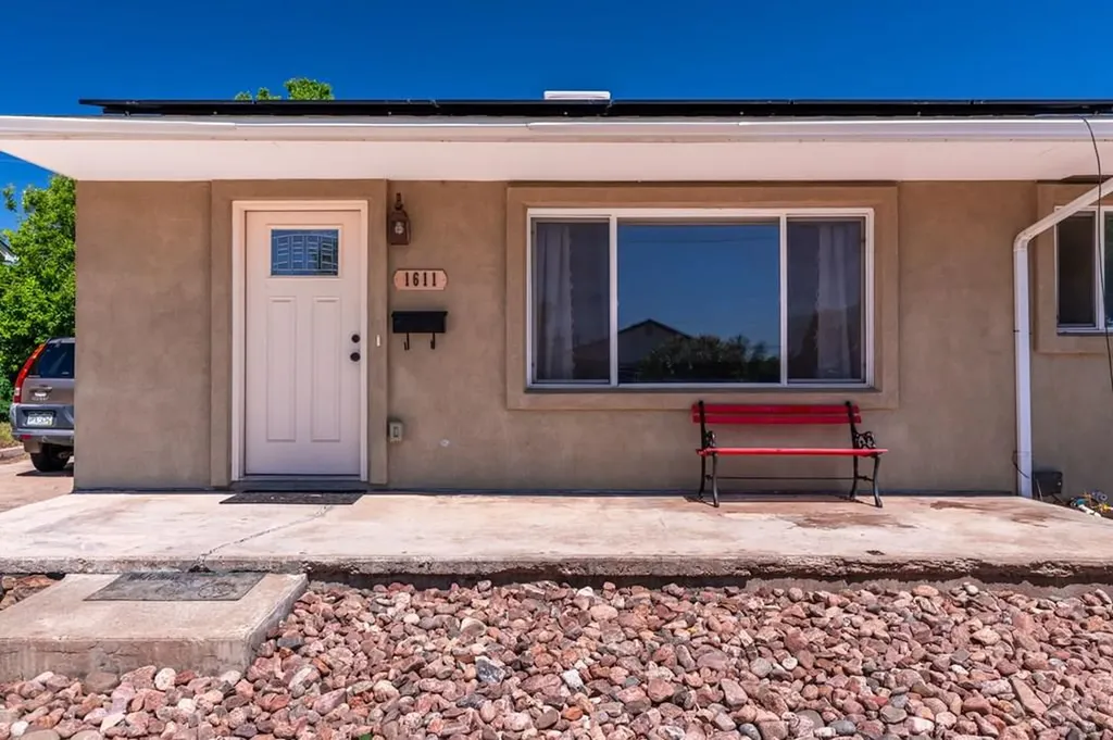 1611 Englewood Drive Pueblo CO 81005