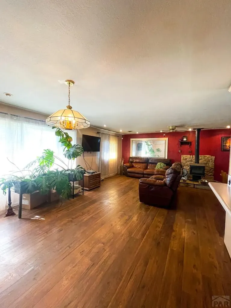 2117 Raton Avenue La Junta CO 81050