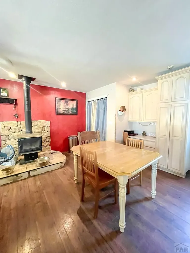 2117 Raton Avenue La Junta CO 81050