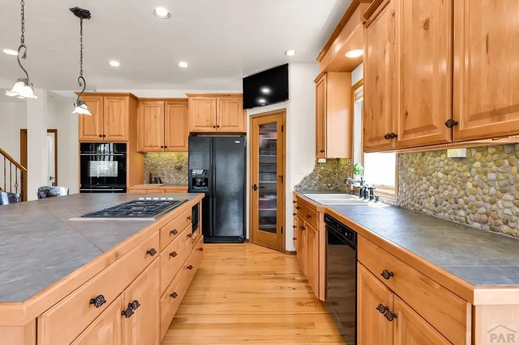 8188 Lone Bison Road Rye CO 81069