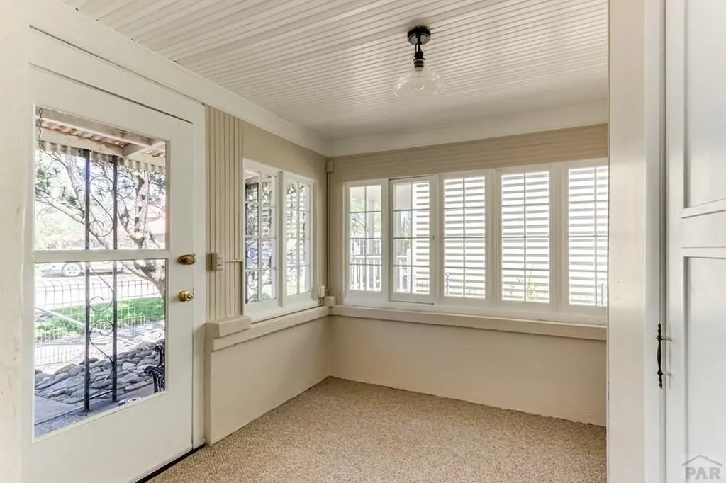 319 S Main Street La Veta CO 81055