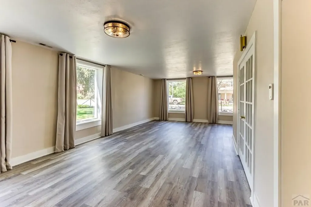 319 S Main Street La Veta CO 81055