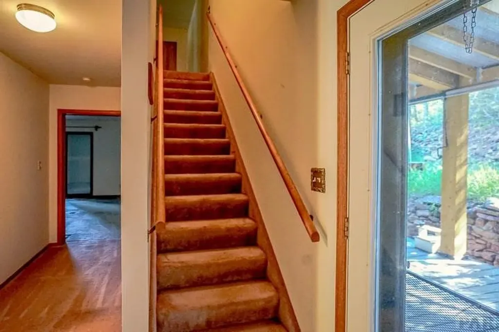 5207 North Creek Road Beulah CO 81023