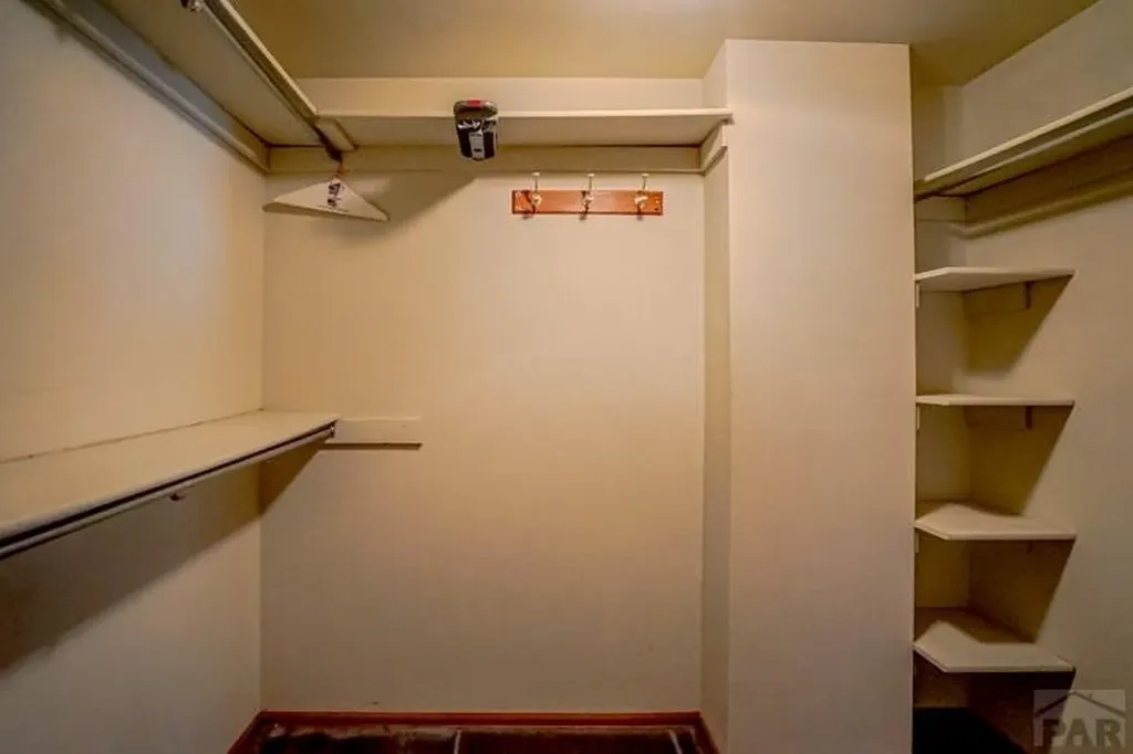 5207 North Creek Road Beulah CO 81023